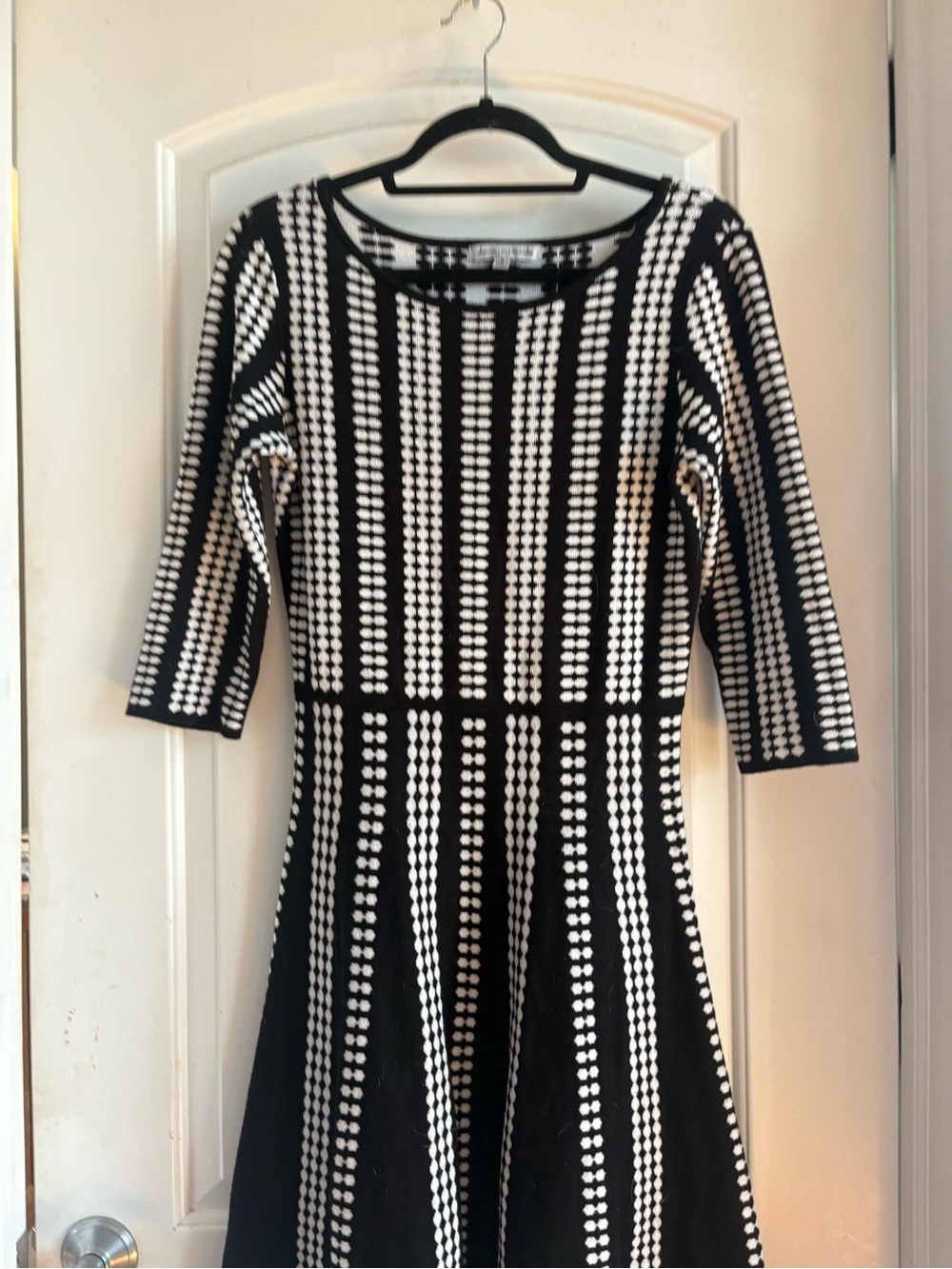 Danny & Nicole Black & Cream Geometric Stretch Knit Sweater Fit & Flare Dress